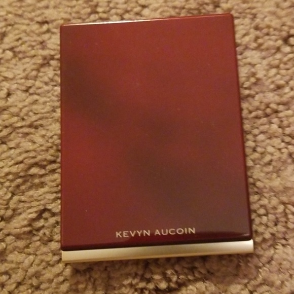Kevin Aucoin eye shadow palette - Picture 1 of 2